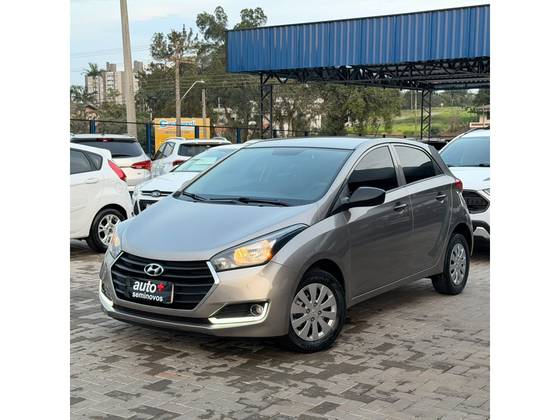 HYUNDAI HB20 1.0 COMFORT 12V FLEX 4P MANUAL HYUNDAI HB20 1.0 COMFORT 12V FLEX 4P MANUAL